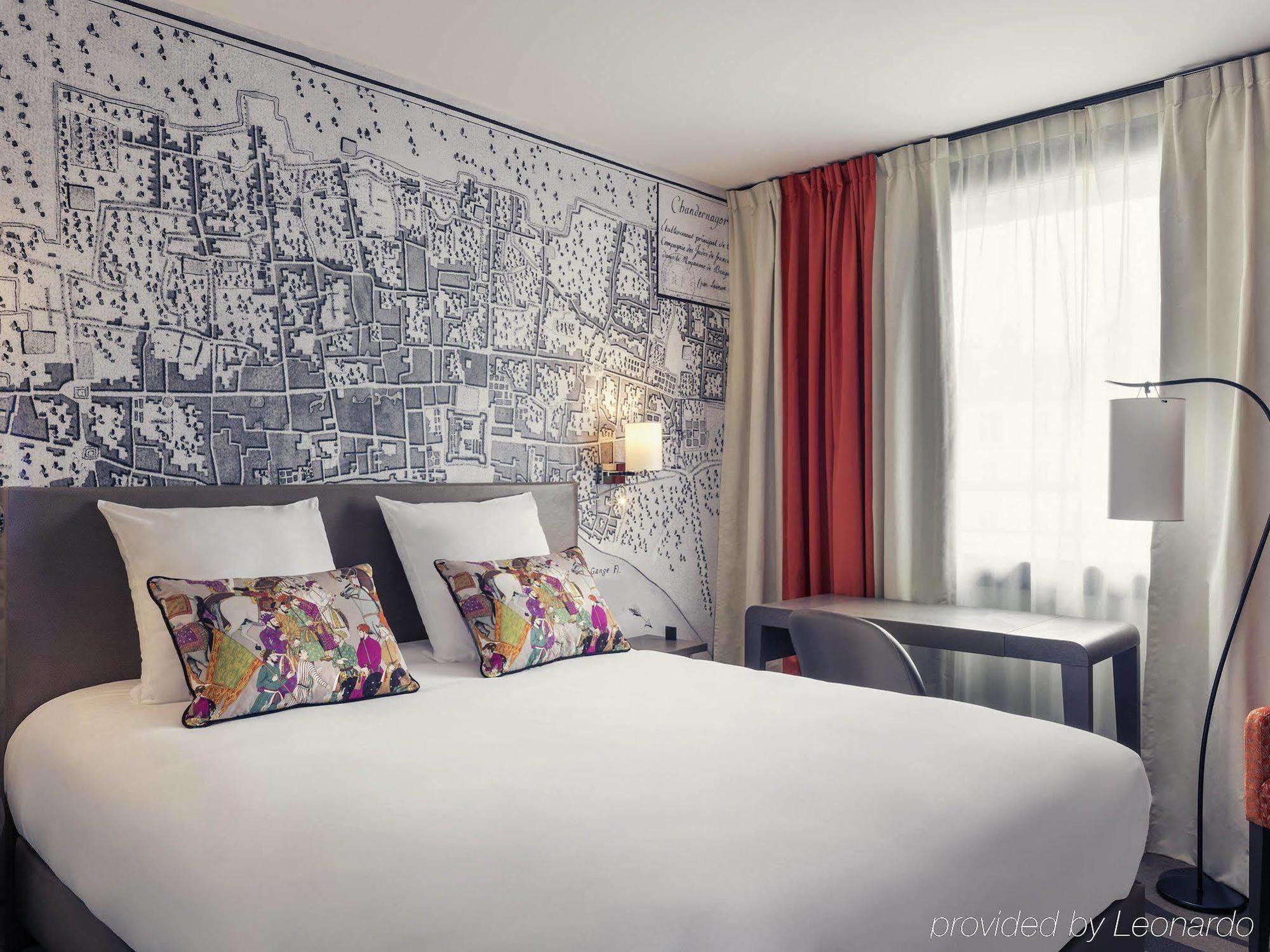 Mercure Tour Eiffel Grenelle Paris Exteriör bild
