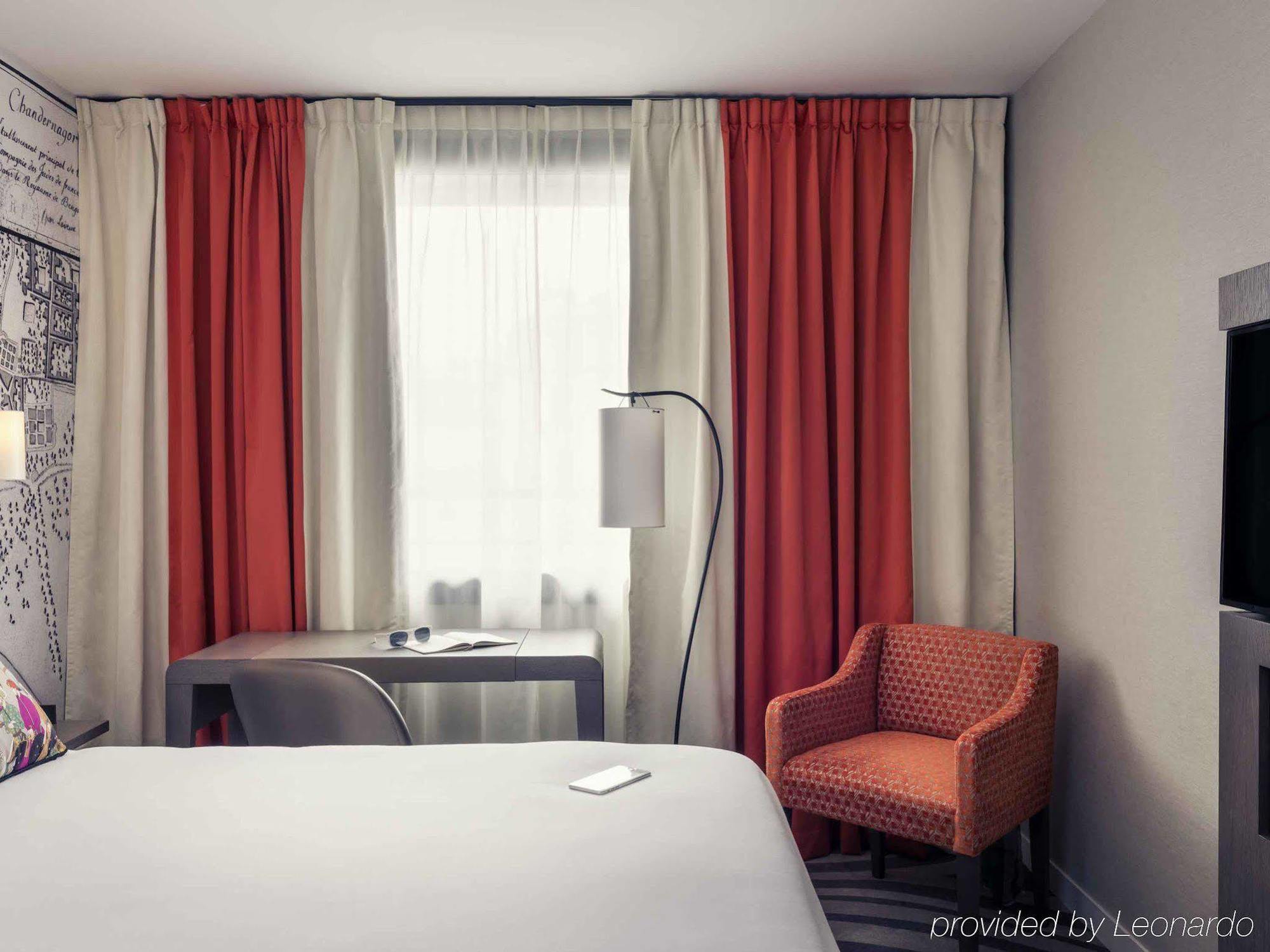 Mercure Tour Eiffel Grenelle Paris Exteriör bild